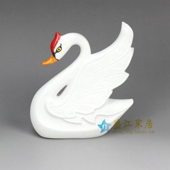 RZHP07-B 雕塑动物小天鹅