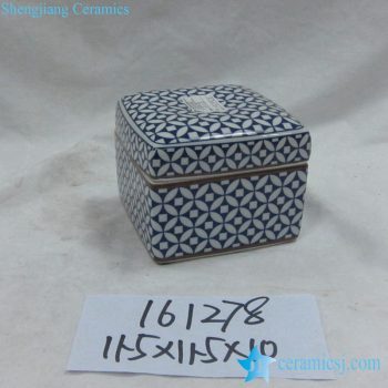 rzka161278    金边青花底纹 直筒四方形 印泥盒