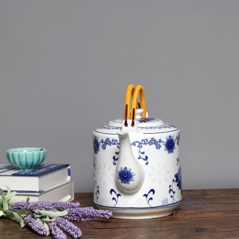 RZPG02-C 景德镇陶瓷 茶壶家用大容量凉茶壶青花玲珑瓷过滤水壶